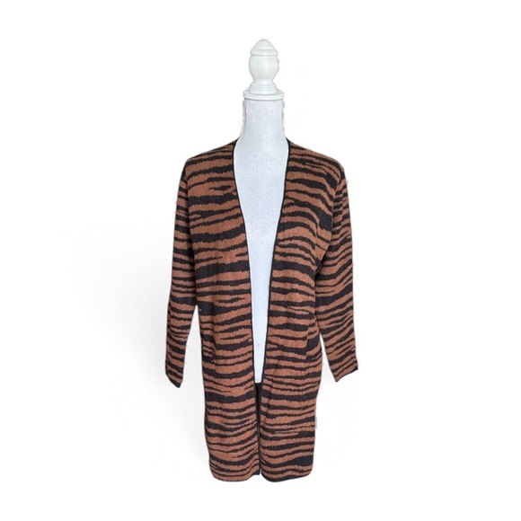 Fortune + Ivy Tiger Print Long Cardigan Size Large NWOT - Picture 1 of 4
